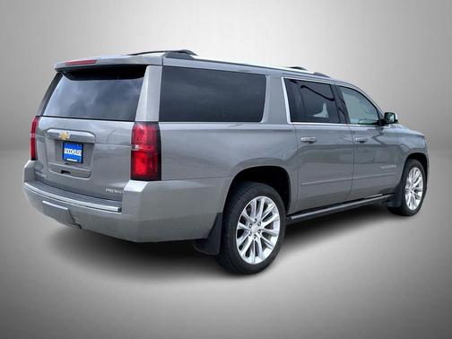 Pepperdust Metallic 2019 Chevrolet Suburban Premier