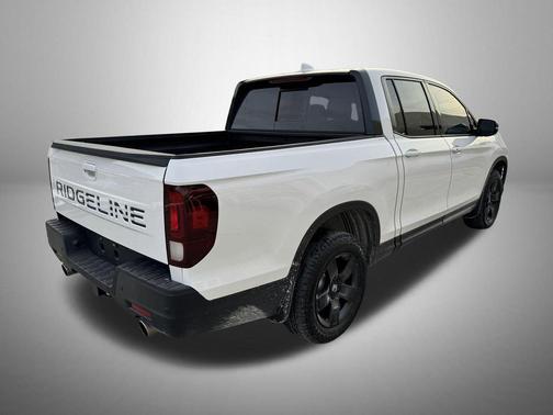 2025 Honda Ridgeline Black