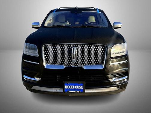 2018 Lincoln Navigator Black Label