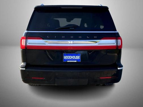 2018 Lincoln Navigator Black Label