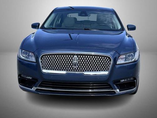 Blue Diamond Metallic 2019 Lincoln Continental Select
