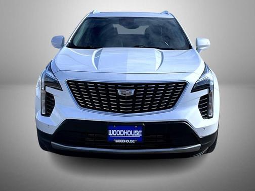 2022 Cadillac XT4 Premium Luxury