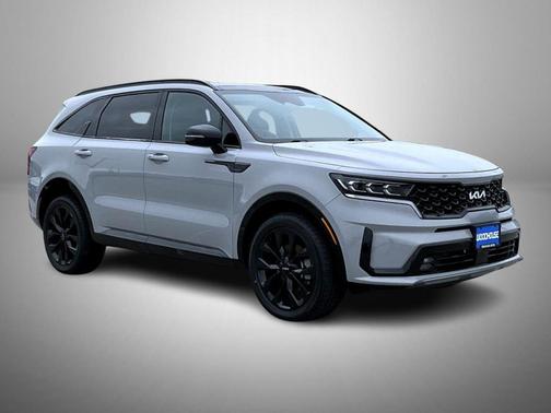 Wolf Gray 2022 Kia Sorento SX