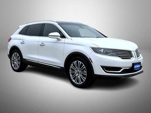 White Platinum Metallic Tri-Coat 2016 Lincoln MKX Reserve