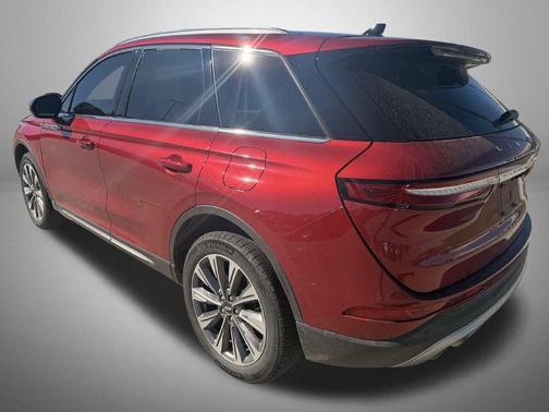 Red Carpet Metallic Tinted Clearcoat 2022 Lincoln Corsair Reserve