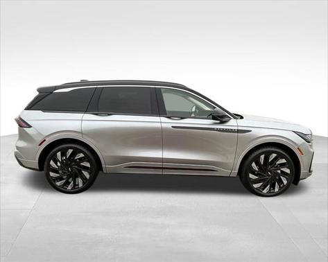 2025 Lincoln Nautilus Black Label
