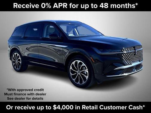 Infinite Black Metallic Clearcoat 2026 Lincoln Nautilus Reserve