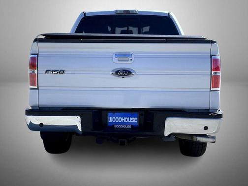 White Platinum Clearcoat Metallic 2014 Ford F-150 Lariat