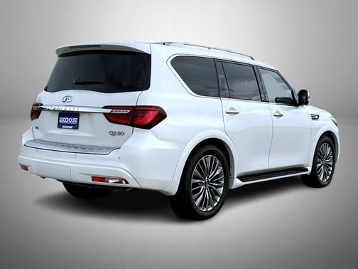 2021 INFINITI QX80 SENSORY AWD