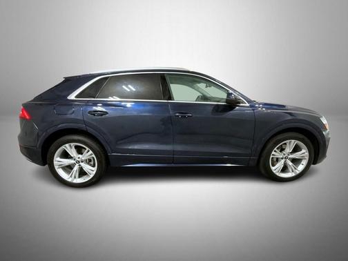 2023 Audi Q8 55 Prestige