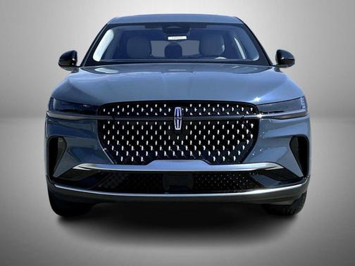 Whisper Blue Metallic Clearcoat 2026 Lincoln Nautilus Premiere