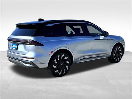 2025 Lincoln Nautilus Black Label