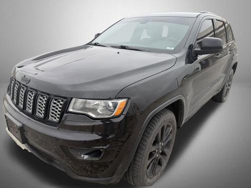 2017 Jeep Grand Cherokee Laredo