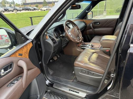 Imperial Black 2017 INFINITI QX80 Limited