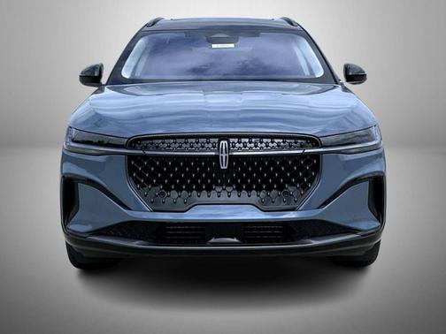 Whisper Blue Metallic Clearcoat 2026 Lincoln Nautilus Reserve