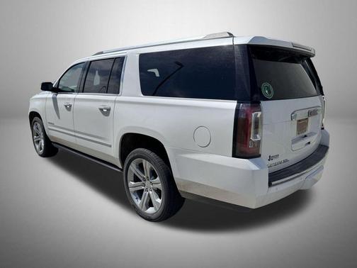 White Frost Tricoat 2019 GMC Yukon XL Denali