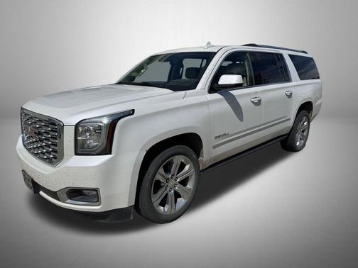 White Frost Tricoat 2019 GMC Yukon XL Denali