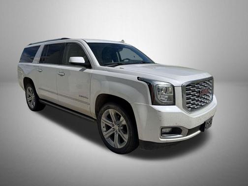 White Frost Tricoat 2019 GMC Yukon XL Denali
