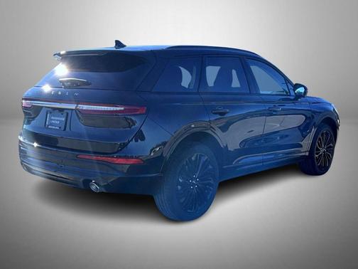 infinite black metallic clearcoat 2026 Lincoln Corsair Reserve