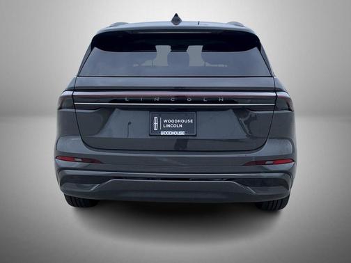 Chroma Caviar Dark Gray Metallic Clearcoat 2026 Lincoln Nautilus Black Label