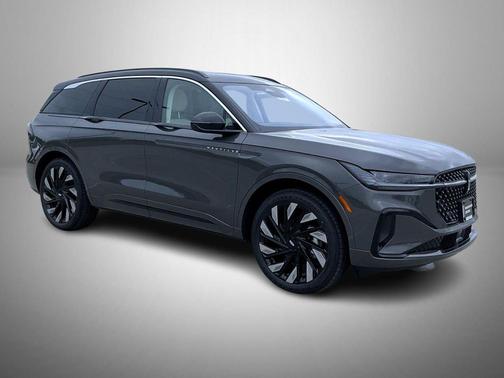 Chroma Caviar Dark Gray Metallic Clearcoat 2026 Lincoln Nautilus Black Label