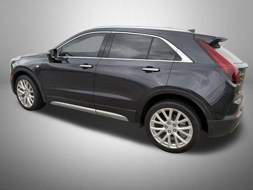 2022 Cadillac XT4 Premium Luxury