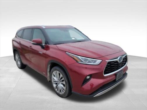2021 Toyota Highlander Hybrid Platinum