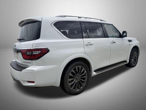Aspen White TriCoat Pearl 2022 Nissan Armada Platinum 4WD