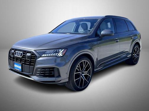 Samurai Gray Metallic 2021 Audi Q7 55 Prestige