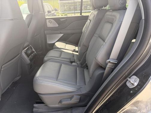 Magnetic Gray Metallic 2020 Lincoln Aviator Reserve AWD