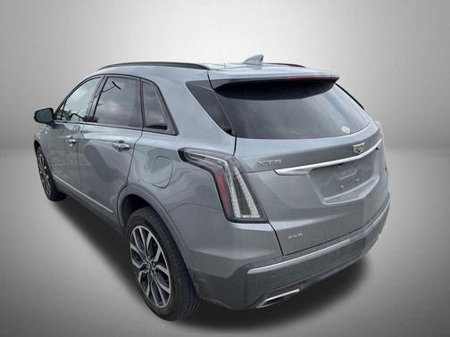 Argent Silver Metallic 2023 Cadillac XT5 Sport