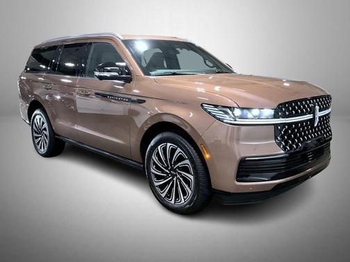 Sunrise Copper Metallic Pearlcoat 2026 Lincoln Navigator Black Label