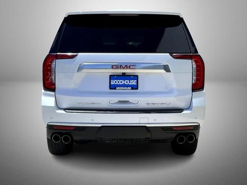 White Frost Tricoat 2022 GMC Yukon Denali