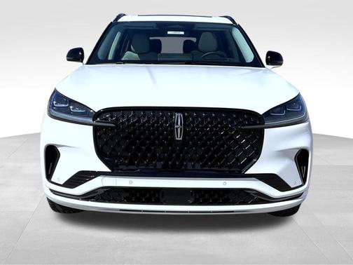 Pristine White Metallic Tri-Coat 2026 Lincoln Aviator Reserve AWD