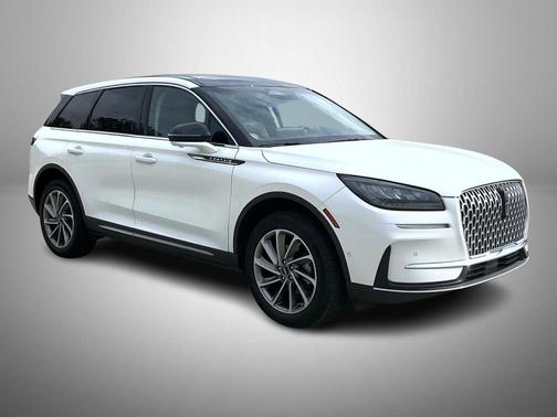 Pristine White Metallic Tri-Coat 2023 Lincoln Corsair Standard