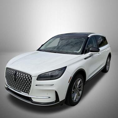 Pristine White Metallic Tri-Coat 2023 Lincoln Corsair Standard
