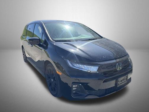 Crystal Black Pearl 2025 Honda Odyssey Sport-L