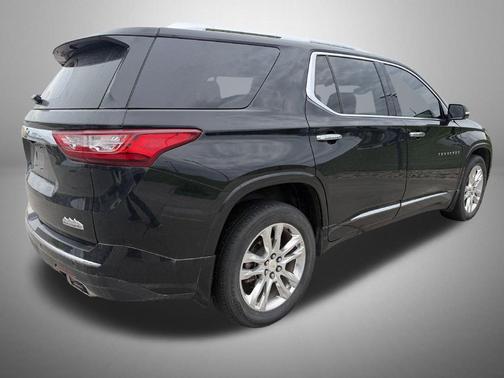 Mosaic Black Metallic 2020 Chevrolet Traverse High Country