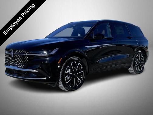 Infinite Black Metallic Clearcoat 2026 Lincoln Nautilus Reserve