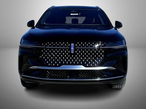 Infinite Black Metallic Clearcoat 2026 Lincoln Nautilus Reserve