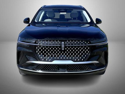 Infinite Black Metallic Clearcoat 2026 Lincoln Nautilus Reserve