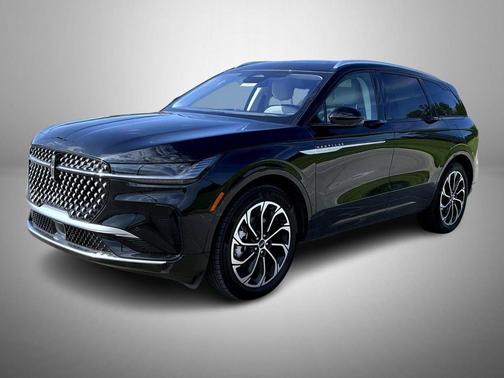 Infinite Black Metallic Clearcoat 2026 Lincoln Nautilus Reserve