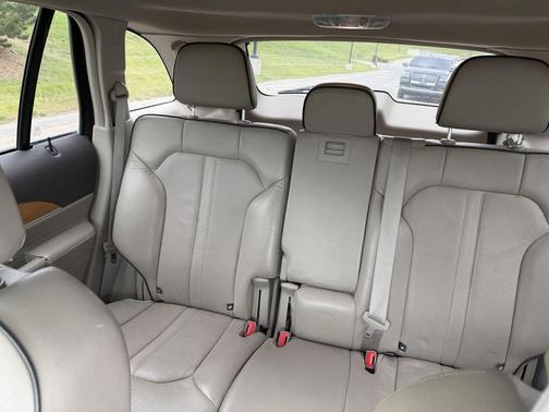 Ruby Red Metallic Tinted Clearcoat 2013 Lincoln MKX Base