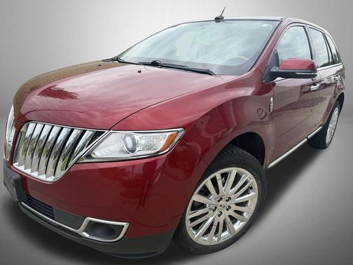 Ruby Red Metallic Tinted Clearcoat 2013 Lincoln MKX Base