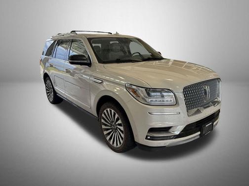 Ceramic Pearl 2021 Lincoln Navigator Reserve