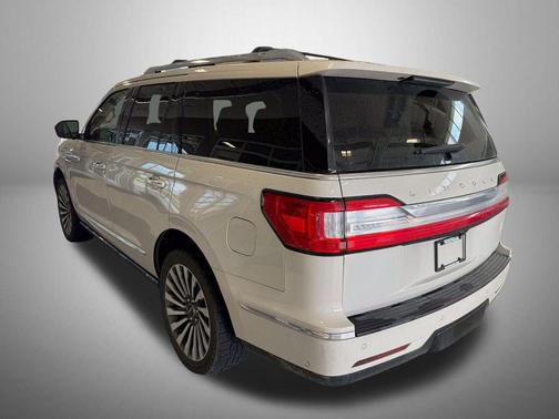 Ceramic Pearl 2021 Lincoln Navigator Reserve