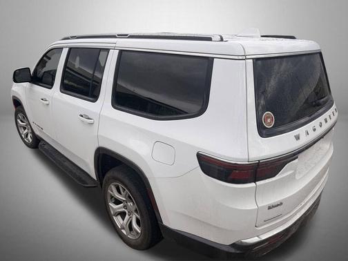 Bright White Clearcoat 2022 Jeep Wagoneer Series II 4x4