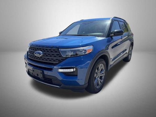 Atlas Blue Metallic 2023 Ford Explorer XLT
