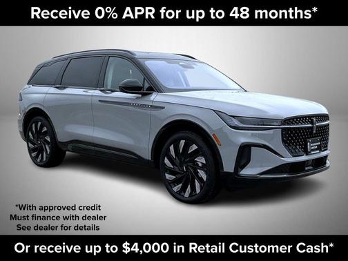 Gray Matter Metallic Clearcoat 2026 Lincoln Nautilus Reserve