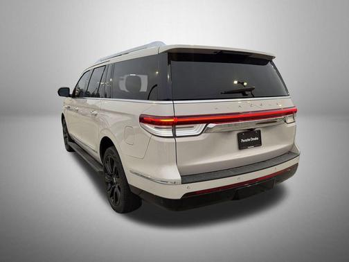 2022 Lincoln Navigator Reserve